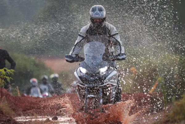 tips for riding motorcycle in rains